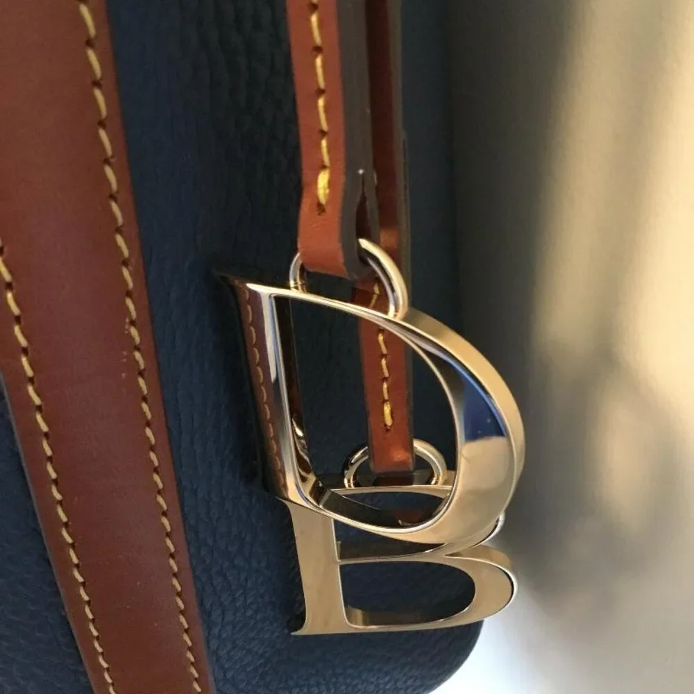 Dooney & Bourke Pebble Grain Camden Hobo Shoulder Bag Navy Blue NWOT - Picture 2 of 12